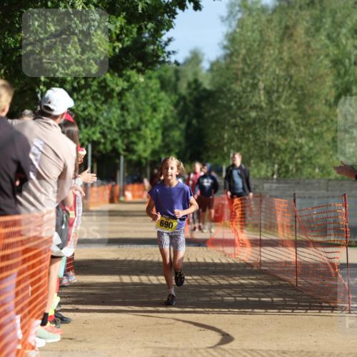 06.09.2026 - 20. Norderstedt Triathlon Mo-Foto http://msf.ph/oto/10157351 06.09.2026 09:47:51 Laufen 690, 639, 639, 684, 684 meine-sportfotos.de
