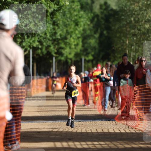 06.09.2026 - 20. Norderstedt Triathlon Mo-Foto http://msf.ph/oto/10157388 06.09.2026 09:48:19 Laufen 660 meine-sportfotos.de