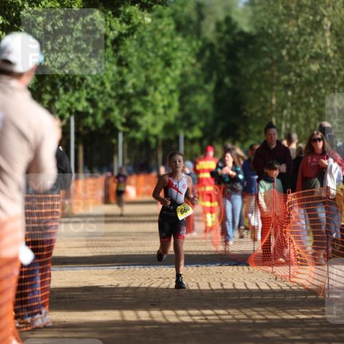 06.09.2026 - 20. Norderstedt Triathlon Mo-Foto http://msf.ph/oto/10157391 06.09.2026 09:48:20 Laufen 660 meine-sportfotos.de