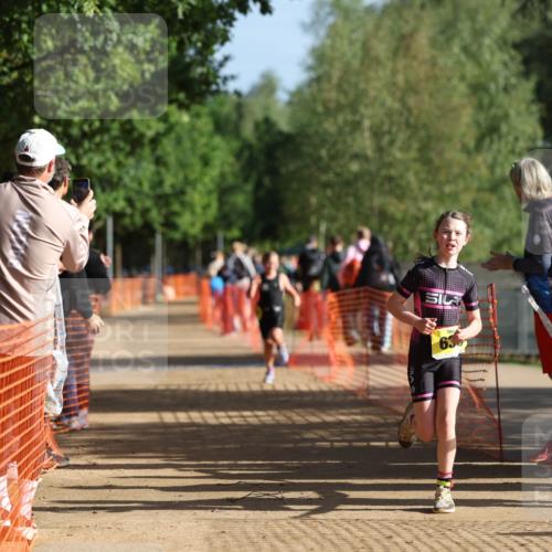 06.09.2026 - 20. Norderstedt Triathlon Mo-Foto http://msf.ph/oto/10157508 06.09.2026 09:48:38 Laufen 63 meine-sportfotos.de