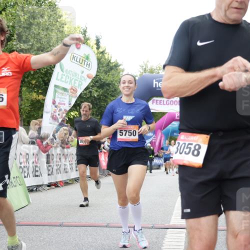 06.09.2026 - CURREX Alsterlauf Yannick Fuchs http://msf.ph/oto/10157591 06.09.2026 09:52:42 Ziel 2799, 2936, 3058, 3380, 3471, 3808, 4375, 4457, 4826, 5750, 5928, 8226 meine-sportfotos.de