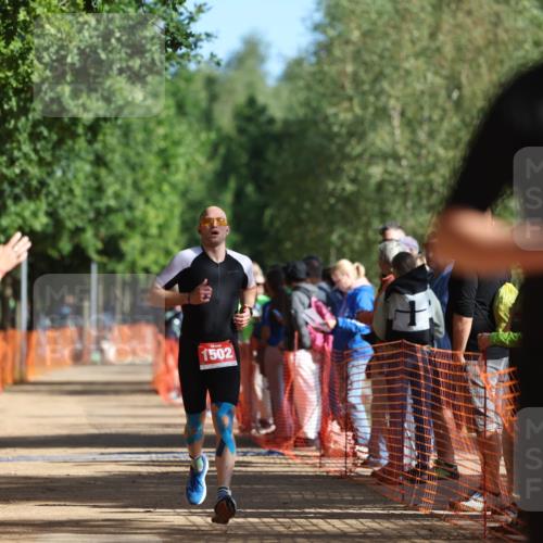 06.09.2026 - 20. Norderstedt Triathlon Mo-Foto http://msf.ph/oto/10157642 06.09.2026 10:30:44 Laufen 1502, 1204, 1204, 1488, 1488 meine-sportfotos.de
