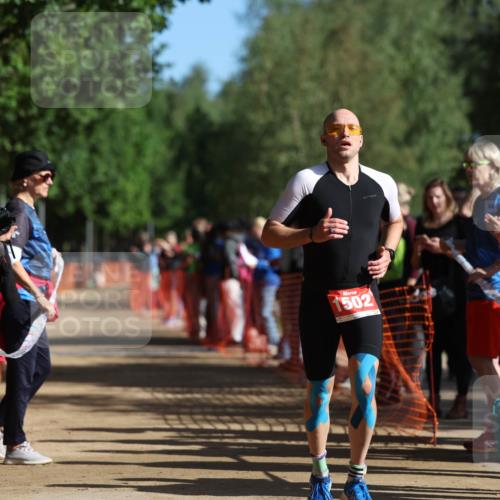 06.09.2026 - 20. Norderstedt Triathlon Mo-Foto http://msf.ph/oto/10157656 06.09.2026 10:30:46 Laufen 1502, 1204, 1204, 1488, 1488 meine-sportfotos.de