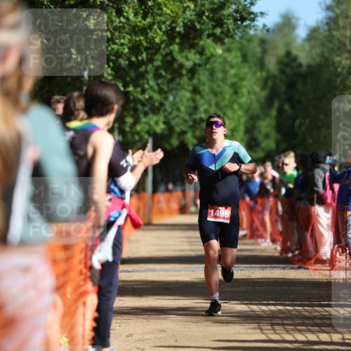 06.09.2026 - 20. Norderstedt Triathlon Mo-Foto http://msf.ph/oto/10157687 06.09.2026 10:31:12 Laufen 1498, 1489, 1489 meine-sportfotos.de