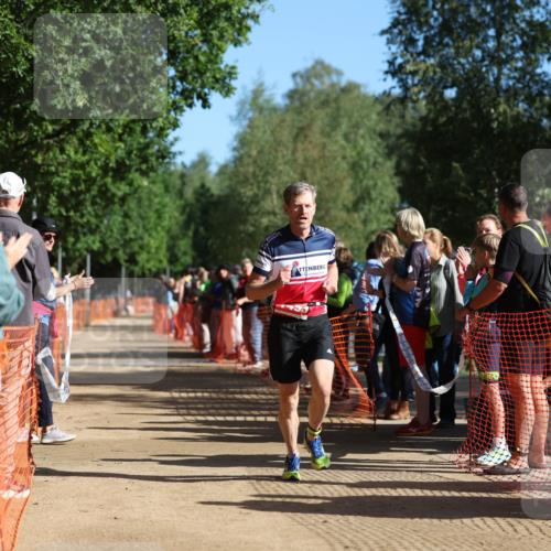 06.09.2026 - 20. Norderstedt Triathlon Mo-Foto http://msf.ph/oto/10157810 06.09.2026 10:31:46 Laufen 1238, 1238 meine-sportfotos.de