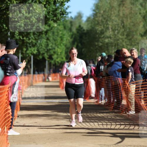 06.09.2026 - 20. Norderstedt Triathlon Mo-Foto http://msf.ph/oto/10158035 06.09.2026 10:32:40 Laufen 19, 1238 meine-sportfotos.de