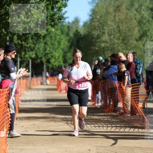 06.09.2026 - 20. Norderstedt Triathlon Mo-Foto http://msf.ph/oto/10158043 06.09.2026 10:32:41 Laufen 1238, 19 meine-sportfotos.de
