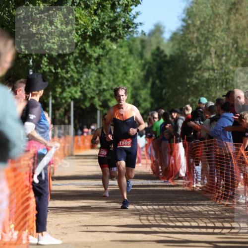 06.09.2026 - 20. Norderstedt Triathlon Mo-Foto http://msf.ph/oto/10158072 06.09.2026 10:32:54 Laufen 205, 1509, 1205, 1205, 1509, 1509 meine-sportfotos.de