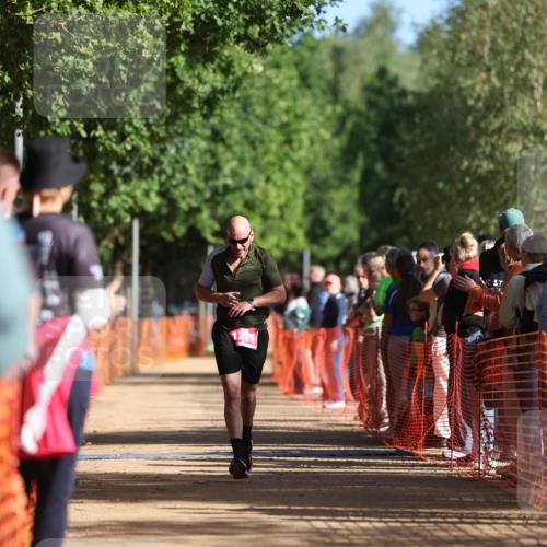 06.09.2026 - 20. Norderstedt Triathlon Mo-Foto http://msf.ph/oto/10158163 06.09.2026 10:33:48 Laufen 1211, 1211 meine-sportfotos.de