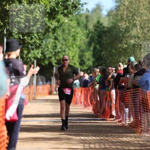 06.09.2026 - 20. Norderstedt Triathlon Mo-Foto http://msf.ph/oto/10158170 06.09.2026 10:33:49 Laufen 1211, 1211, 1211 meine-sportfotos.de