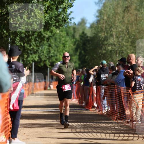 06.09.2026 - 20. Norderstedt Triathlon Mo-Foto http://msf.ph/oto/10158192 06.09.2026 10:33:50 Laufen 1211, 1211 meine-sportfotos.de