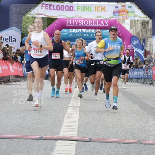 06.09.2026 - CURREX Alsterlauf Yannick Fuchs http://msf.ph/oto/10158201 06.09.2026 09:52:48 Ziel 2510, 2799, 2936, 3135, 3380, 3808, 4226, 4457, 4570, 4826, 5750, 6232, 8324 meine-sportfotos.de