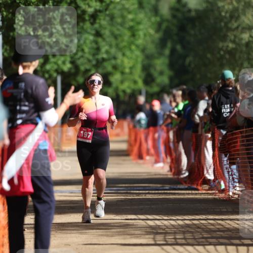 06.09.2026 - 20. Norderstedt Triathlon Mo-Foto http://msf.ph/oto/10158245 06.09.2026 10:34:08 Laufen 197, 1197, 1197 meine-sportfotos.de