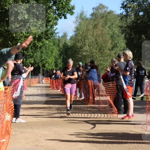 06.09.2026 - 20. Norderstedt Triathlon Mo-Foto http://msf.ph/oto/10158418 06.09.2026 10:35:12 Laufen 1233, 1233 meine-sportfotos.de