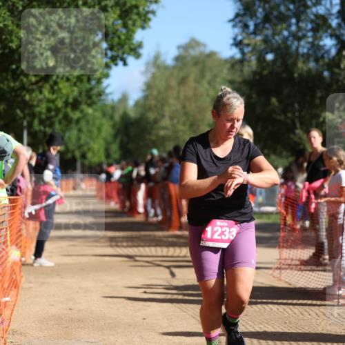 06.09.2026 - 20. Norderstedt Triathlon Mo-Foto http://msf.ph/oto/10158466 06.09.2026 10:35:16 Laufen 1233, 1233 meine-sportfotos.de