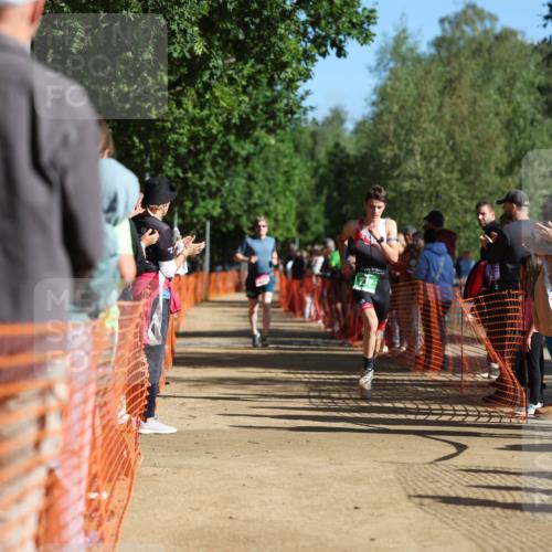 06.09.2026 - 20. Norderstedt Triathlon Mo-Foto http://msf.ph/oto/10158682 06.09.2026 10:36:25 Laufen 737, 1223, 1223, 1494, 1494 meine-sportfotos.de