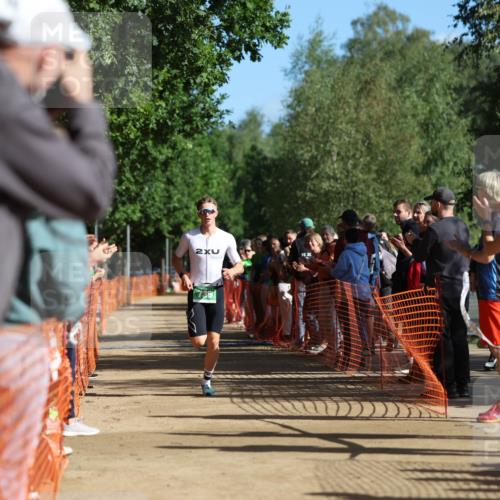 06.09.2026 - 20. Norderstedt Triathlon Mo-Foto http://msf.ph/oto/10158773 06.09.2026 10:36:49 Laufen 2, 735 meine-sportfotos.de