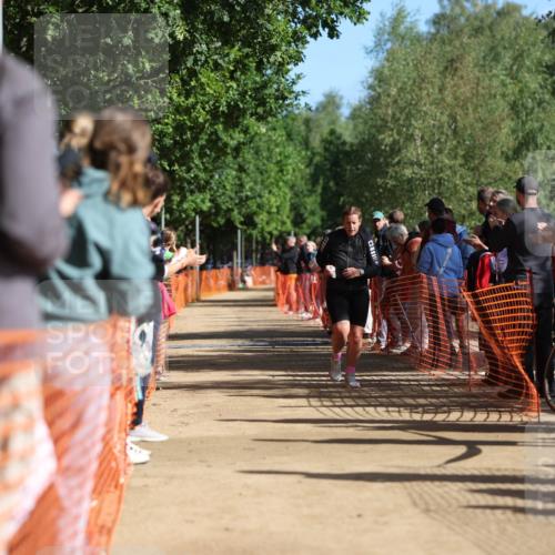 06.09.2026 - 20. Norderstedt Triathlon Mo-Foto http://msf.ph/oto/10158904 06.09.2026 10:37:05 Laufen 1201, 1201, 1215, 1215 meine-sportfotos.de