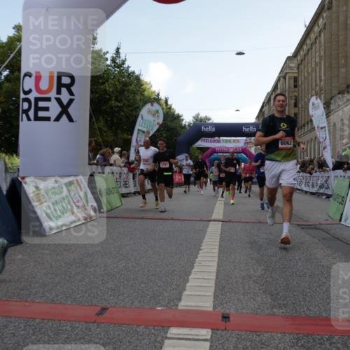 06.09.2026 - CURREX Alsterlauf Yannick Fuchs http://msf.ph/oto/10159482 06.09.2026 09:52:58 Ziel 2336, 2438, 2464, 2465, 2510, 2930, 3135, 3594, 3954, 3971, 4329, 4570, 4780, 4781, 5048, 5522, 6062, 6141, 6232, 6314, 8025, 8190, 8324 meine-sportfotos.de