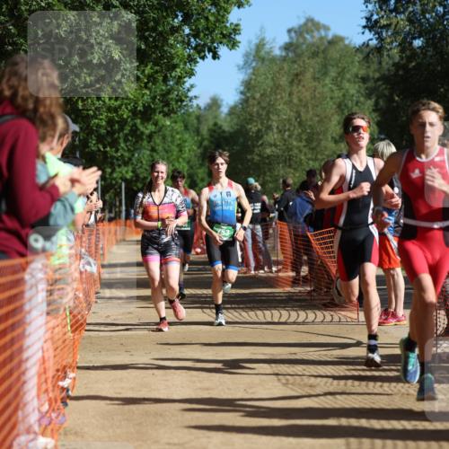 06.09.2026 - 20. Norderstedt Triathlon Mo-Foto http://msf.ph/oto/10159546 06.09.2026 10:38:49 Laufen 729, 740, 742, 744, 753, 1214, 1214 meine-sportfotos.de