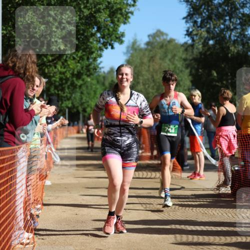 06.09.2026 - 20. Norderstedt Triathlon Mo-Foto http://msf.ph/oto/10159580 06.09.2026 10:38:52 Laufen 729, 740, 742, 744, 753, 1214, 1214, 1510, 1510 meine-sportfotos.de
