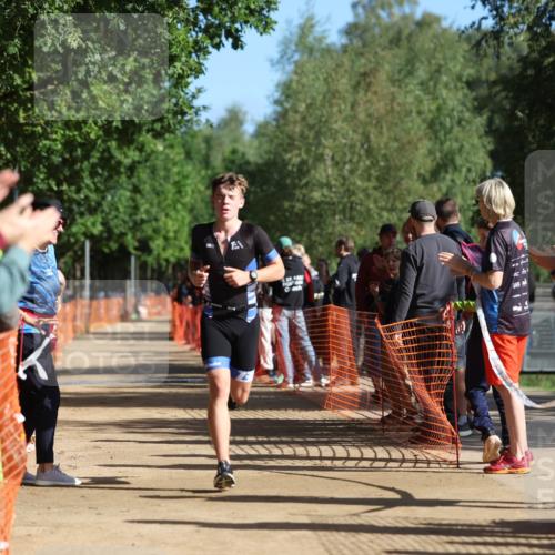 06.09.2026 - 20. Norderstedt Triathlon Mo-Foto http://msf.ph/oto/10159680 06.09.2026 10:39:06 Laufen 736, 1510, 1510 meine-sportfotos.de