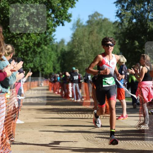 06.09.2026 - 20. Norderstedt Triathlon Mo-Foto http://msf.ph/oto/10159738 06.09.2026 10:39:20 Laufen 750 meine-sportfotos.de