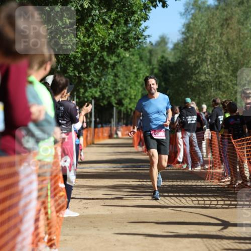 06.09.2026 - 20. Norderstedt Triathlon Mo-Foto http://msf.ph/oto/10159758 06.09.2026 10:39:27 Laufen 750, 1220, 1220 meine-sportfotos.de