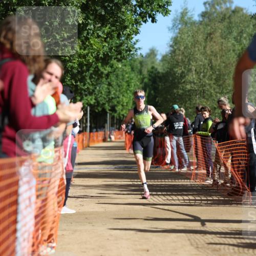 06.09.2026 - 20. Norderstedt Triathlon Mo-Foto http://msf.ph/oto/10159790 06.09.2026 10:39:30 Laufen 750, 766, 1220, 1220 meine-sportfotos.de