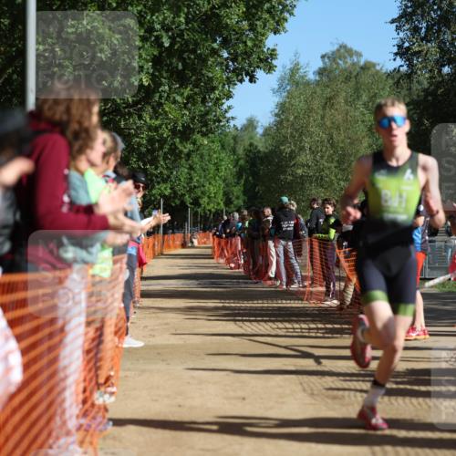 06.09.2026 - 20. Norderstedt Triathlon Mo-Foto http://msf.ph/oto/10159811 06.09.2026 10:39:32 Laufen 766, 1220, 1220 meine-sportfotos.de