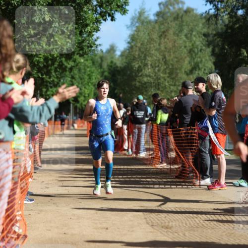 06.09.2026 - 20. Norderstedt Triathlon Mo-Foto http://msf.ph/oto/10159868 06.09.2026 10:40:33 Laufen 703, 1198, 1198 meine-sportfotos.de
