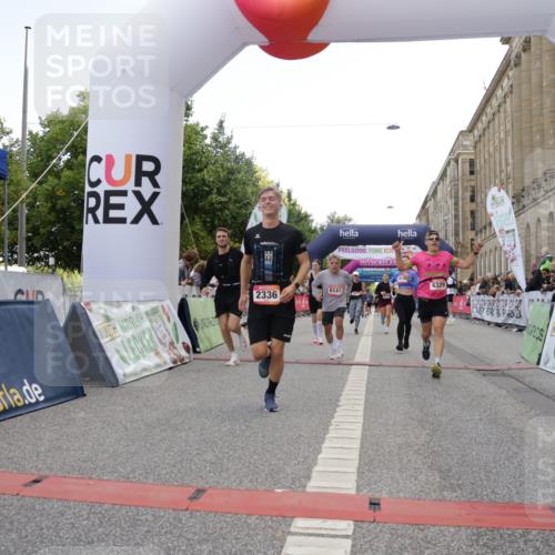 06.09.2026 - CURREX Alsterlauf Yannick Fuchs http://msf.ph/oto/10159919 06.09.2026 09:53:02 Ziel 2336, 2464, 2930, 3594, 3913, 3971, 4329, 4780, 4781, 5048, 5253, 5522, 6062, 6141, 6156, 6314, 8190, 8334 meine-sportfotos.de