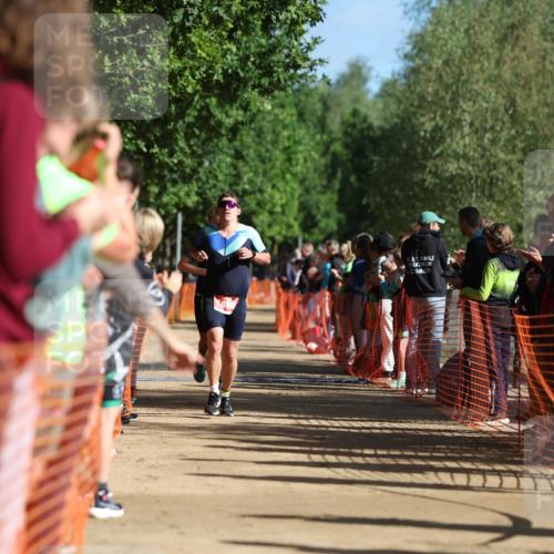 06.09.2026 - 20. Norderstedt Triathlon Mo-Foto http://msf.ph/oto/10159961 06.09.2026 10:40:47 Laufen 702, 705 meine-sportfotos.de
