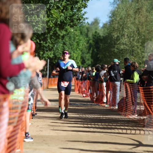 06.09.2026 - 20. Norderstedt Triathlon Mo-Foto http://msf.ph/oto/10159969 06.09.2026 10:40:47 Laufen 702, 705 meine-sportfotos.de