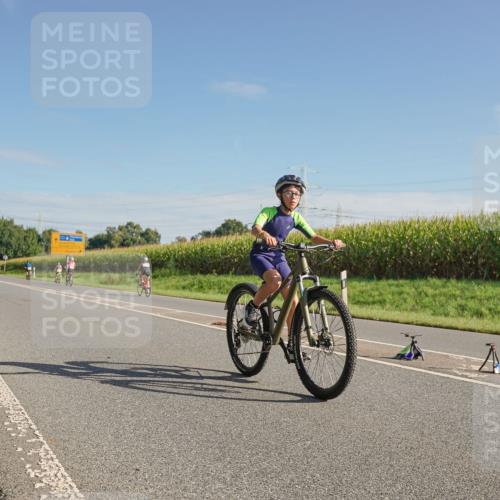 06.09.2026 - 20. Norderstedt Triathlon Michael Burmester http://msf.ph/oto/10160440 06.09.2026 09:38:51 Radfahren 609, 697 meine-sportfotos.de