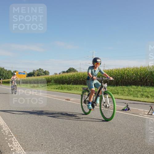06.09.2026 - 20. Norderstedt Triathlon Michael Burmester http://msf.ph/oto/10160536 06.09.2026 09:40:20 Radfahren 605, 650 meine-sportfotos.de