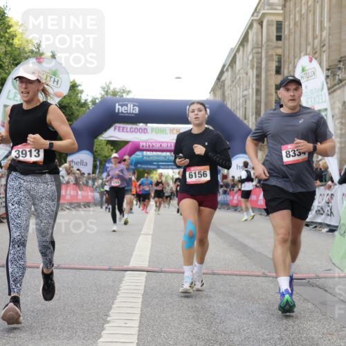 06.09.2026 - CURREX Alsterlauf Yannick Fuchs http://msf.ph/oto/10160652 06.09.2026 09:53:05 Ziel 2336, 2464, 2930, 3594, 3913, 4269, 4329, 4336, 4539, 4760, 4780, 4781, 5202, 5253, 5522, 6062, 6141, 6156, 6314, 8190, 8334 meine-sportfotos.de