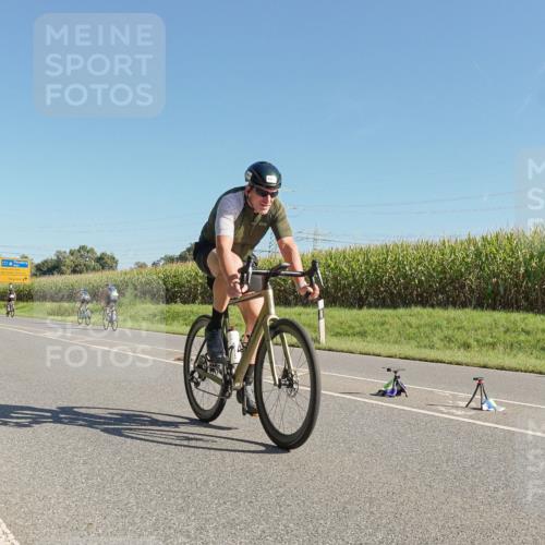 06.09.2026 - 20. Norderstedt Triathlon Michael Burmester http://msf.ph/oto/10160719 06.09.2026 10:29:28 Radfahren 1211, 1501 meine-sportfotos.de