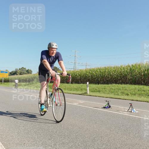 06.09.2026 - 20. Norderstedt Triathlon Michael Burmester http://msf.ph/oto/10160764 06.09.2026 10:32:14 Radfahren 1201, 1226 meine-sportfotos.de