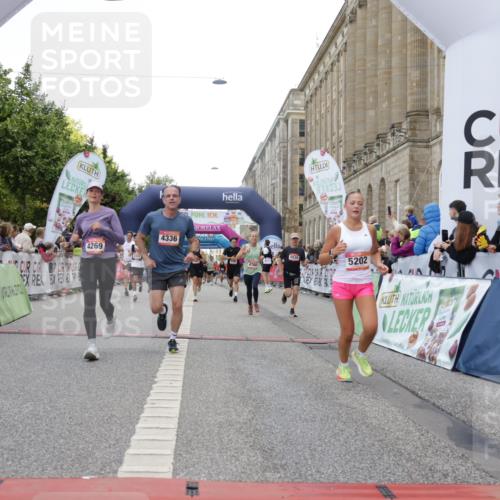 06.09.2026 - CURREX Alsterlauf Yannick Fuchs http://msf.ph/oto/10161417 06.09.2026 09:53:09 Ziel 2464, 2704, 2930, 3594, 3913, 4269, 4305, 4329, 4336, 4465, 4539, 4760, 5202, 5253, 5681, 5886, 5935, 6141, 6156, 8190, 8334 meine-sportfotos.de