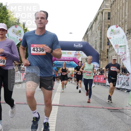 06.09.2026 - CURREX Alsterlauf Yannick Fuchs http://msf.ph/oto/10161539 06.09.2026 09:53:09 Ziel 2464, 2704, 2930, 3594, 3913, 4269, 4305, 4329, 4336, 4465, 4539, 4760, 5202, 5253, 5681, 5886, 5935, 6141, 6156, 8190, 8334 meine-sportfotos.de