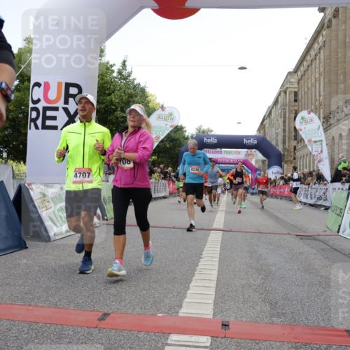 06.09.2026 - CURREX Alsterlauf Yannick Fuchs http://msf.ph/oto/10162759 06.09.2026 09:53:16 Ziel 2036, 2460, 2554, 2704, 3087, 3395, 3396, 4305, 4336, 4465, 4539, 4584, 4623, 4707, 4708, 4760, 4833, 4991, 5681, 5886, 5935, 5983, 8173, 8187, 8230, 8340 meine-sportfotos.de