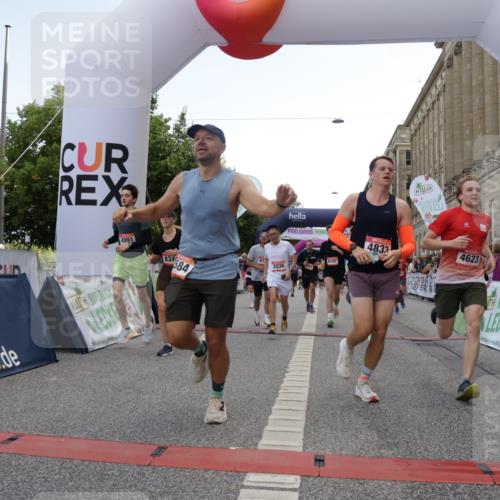 06.09.2026 - CURREX Alsterlauf Yannick Fuchs http://msf.ph/oto/10163637 06.09.2026 09:53:19 Ziel 2036, 2460, 2554, 2561, 2704, 3065, 3087, 3395, 3396, 4305, 4465, 4584, 4623, 4707, 4708, 4833, 4991, 5681, 5886, 5935, 5983, 8173, 8187, 8230, 8340 meine-sportfotos.de