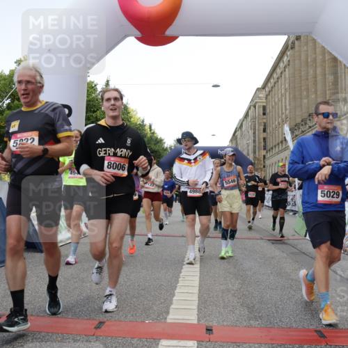 06.09.2026 - CURREX Alsterlauf Yannick Fuchs http://msf.ph/oto/10166587 06.09.2026 09:53:34 Ziel 2536, 2666, 2766, 2782, 3205, 3458, 3531, 3953, 4082, 4283, 4572, 4620, 4749, 4797, 4808, 4832, 4937, 4945, 4980, 5029, 5110, 5236, 5446, 5546, 5656, 5782, 5822, 5839, 6372, 6455, 8006, 8133, 8135 meine-sportfotos.de