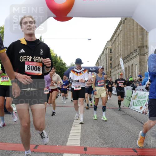 06.09.2026 - CURREX Alsterlauf Yannick Fuchs http://msf.ph/oto/10166750 06.09.2026 09:53:34 Ziel 2536, 2666, 2766, 2782, 3205, 3458, 3531, 3953, 4082, 4283, 4572, 4620, 4749, 4797, 4808, 4832, 4937, 4945, 4980, 5029, 5110, 5236, 5446, 5546, 5656, 5782, 5822, 5839, 6372, 6455, 8006, 8133, 8135 meine-sportfotos.de