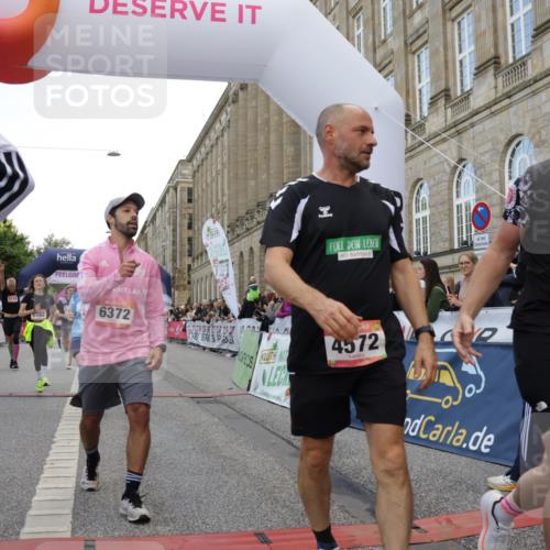 06.09.2026 - CURREX Alsterlauf Yannick Fuchs http://msf.ph/oto/10167376 06.09.2026 09:53:39 Ziel 2537, 2666, 2782, 3205, 3458, 3964, 4082, 4283, 4571, 4572, 4797, 4832, 4937, 4945, 4980, 5029, 5110, 5119, 5236, 5446, 5546, 5590, 5656, 5782, 5822, 5839, 6372, 6455, 6477, 8006, 8133, 8135 meine-sportfotos.de