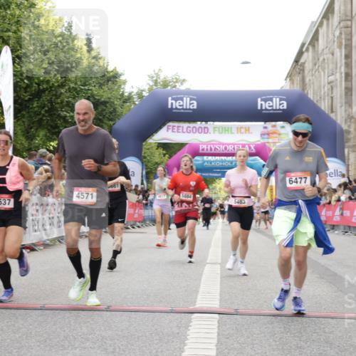 06.09.2026 - CURREX Alsterlauf Yannick Fuchs http://msf.ph/oto/10168188 06.09.2026 09:53:44 Ziel 2537, 3458, 3661, 3964, 4082, 4283, 4571, 4617, 4797, 4832, 5110, 5119, 5446, 5483, 5590, 5782, 5884, 6477 meine-sportfotos.de