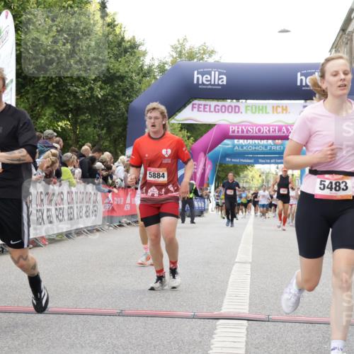 06.09.2026 - CURREX Alsterlauf Yannick Fuchs http://msf.ph/oto/10168385 06.09.2026 09:53:46 Ziel 2537, 3661, 3964, 4571, 4617, 5119, 5483, 5590, 5782, 5884, 6477 meine-sportfotos.de