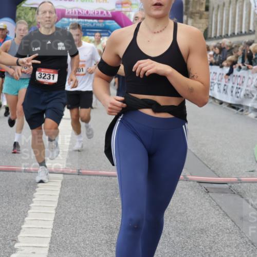 06.09.2026 - CURREX Alsterlauf Yannick Fuchs http://msf.ph/oto/10174698 06.09.2026 09:54:03 Ziel 2309, 2347, 2518, 3231, 3334, 3556, 3701, 3852, 3944, 4801, 4803, 4925, 4965, 5273, 5354, 5940, 6016, 6125, 6184, 6234, 8246, 8299, 8322 meine-sportfotos.de