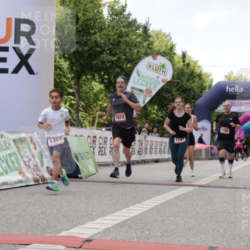 06.09.2026 - CURREX Alsterlauf Yannick Fuchs http://msf.ph/oto/10174778 06.09.2026 12:01:30 Ziel 1073, 1147, 1155, 1156, 1243, 1265 meine-sportfotos.de